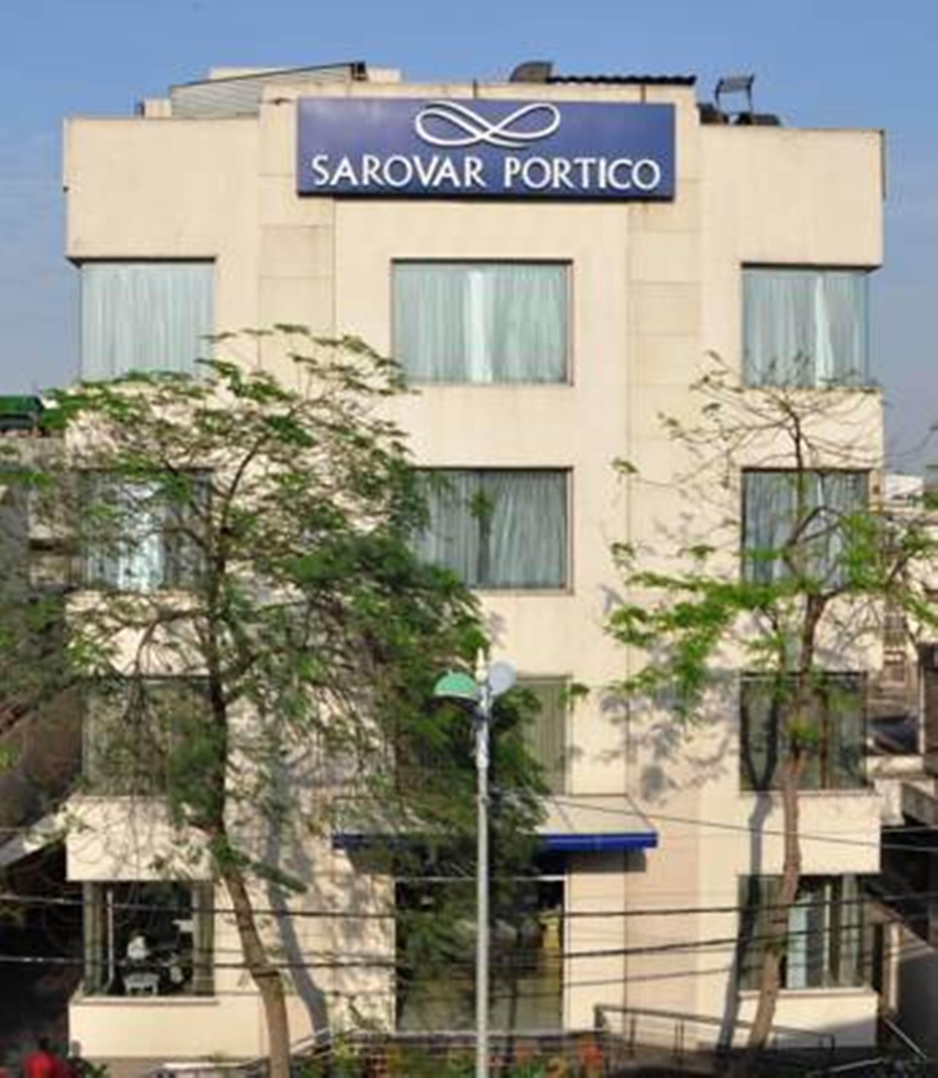 Sarovar Portico Naraina, Hotel New Delhi Extérieur photo
