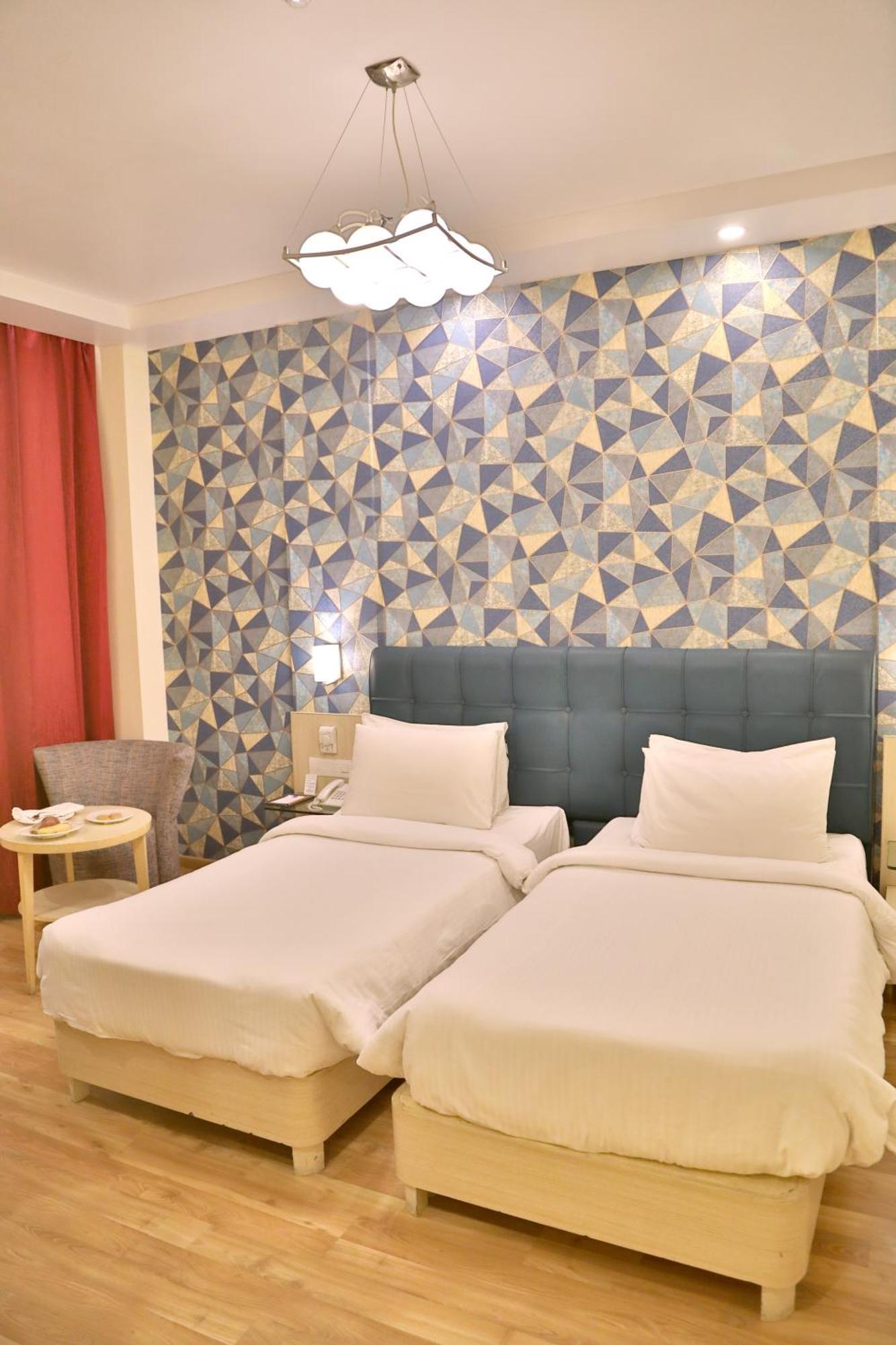 Sarovar Portico Naraina, Hotel New Delhi Extérieur photo