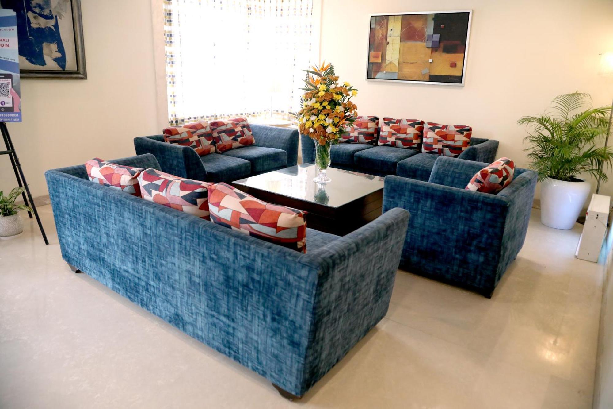 Sarovar Portico Naraina, Hotel New Delhi Extérieur photo