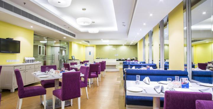 Sarovar Portico Naraina, Hotel New Delhi Extérieur photo